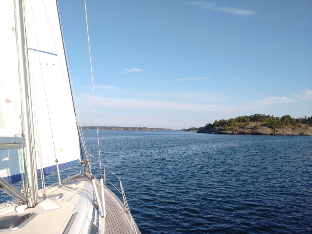 Sailing the Stockholm archipelago